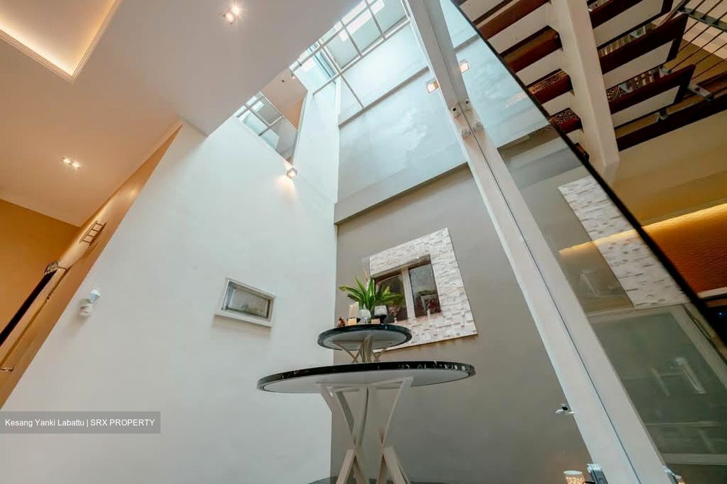 Sembawang Hills Estate (D20), Terrace #553690071